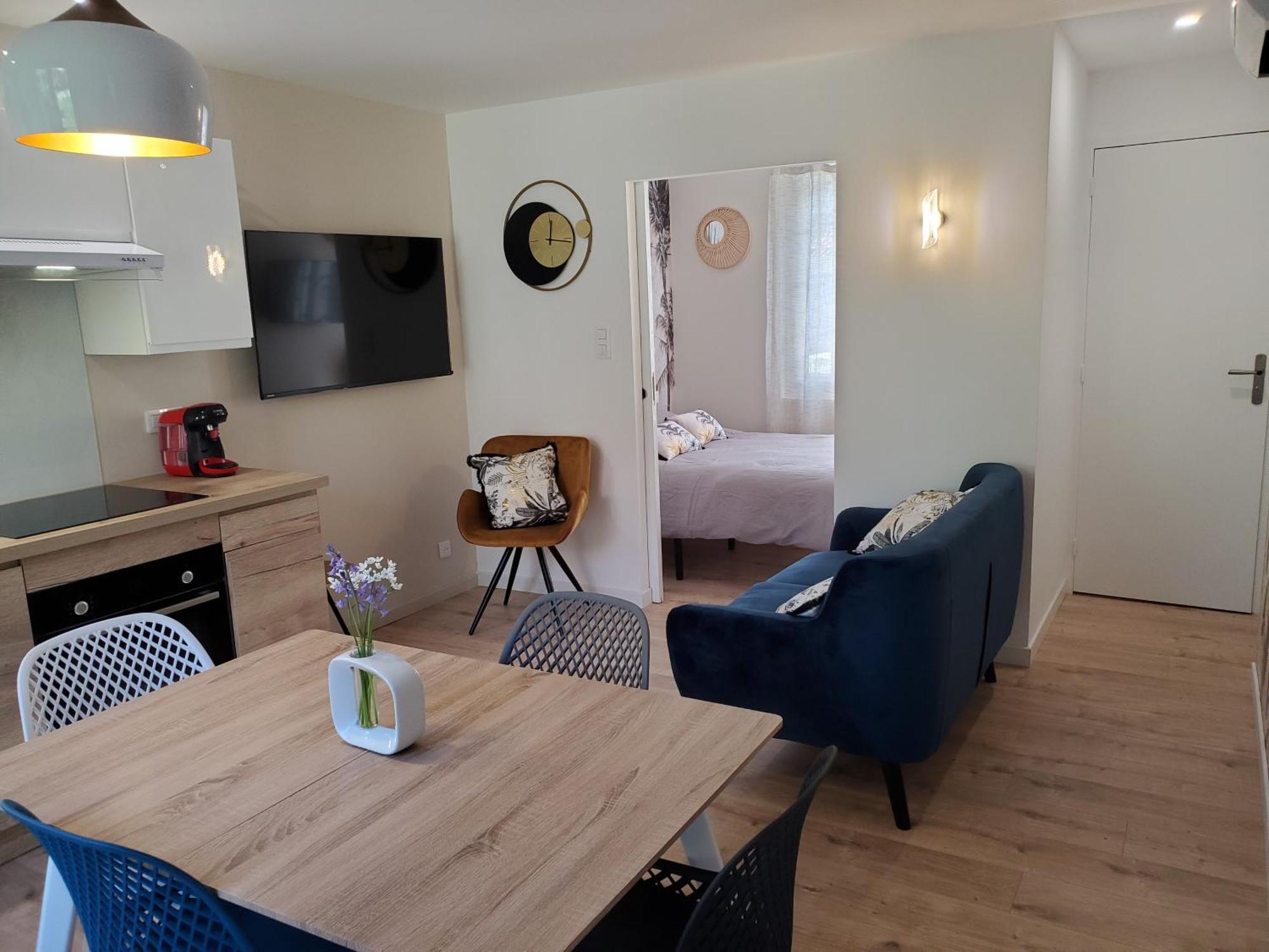 Joli Appart 2 Chambres En Centre Ville - Parking Et Jardin ألبي المظهر الخارجي الصورة